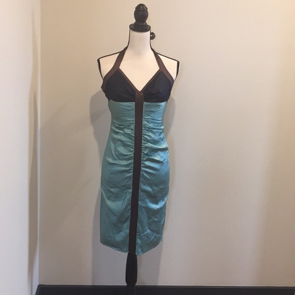 BCBG MaxAzaria dress 💕 size 2 - Picture 5 of 5